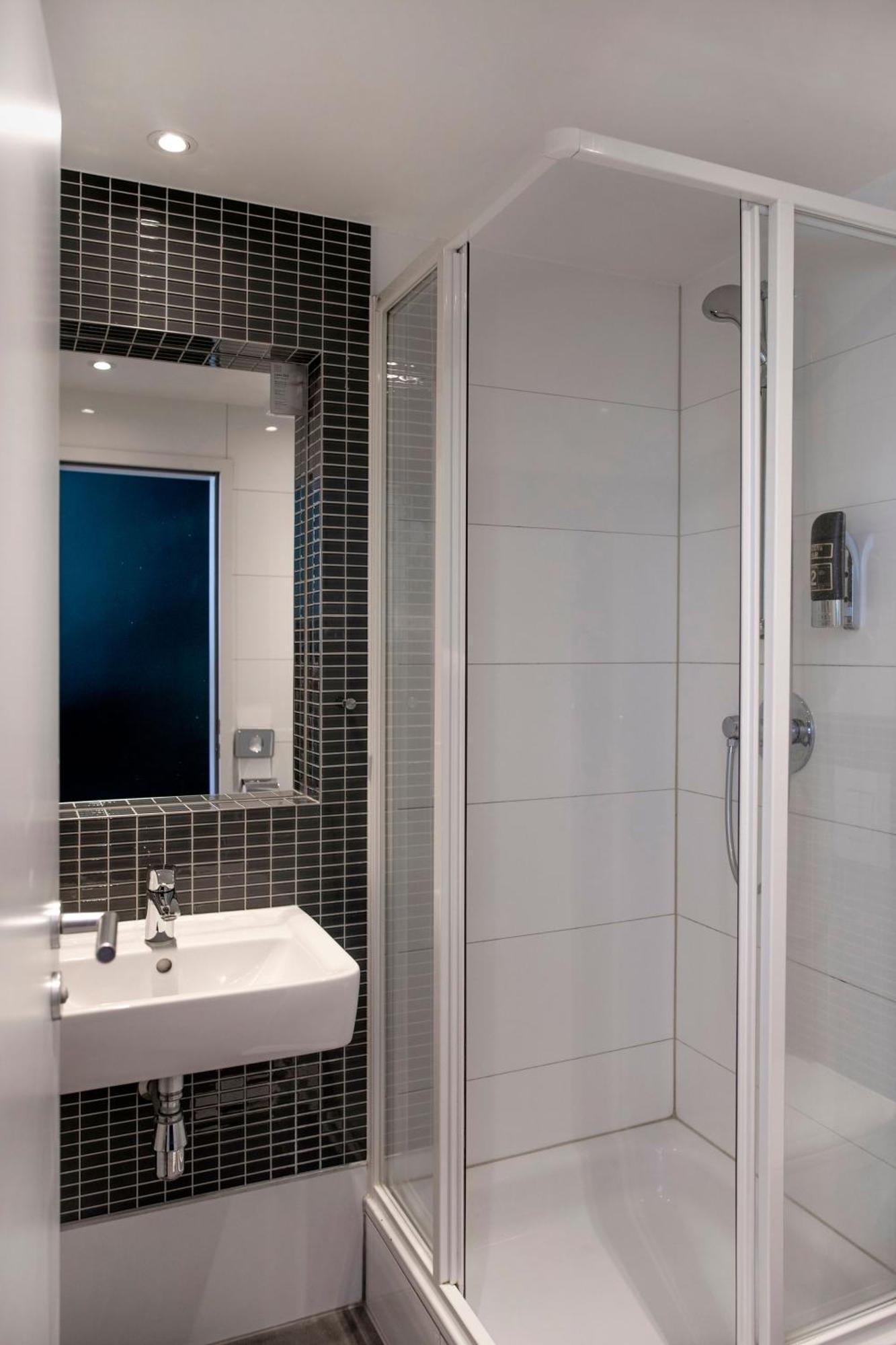 Lyvinn Hotel Frankfurt Frankfurt am Main Ngoại thất bức ảnh